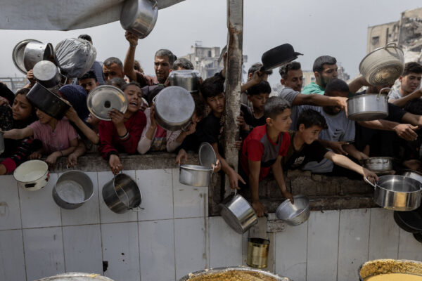 08gaza aid 1 jcvf facebookjumbo.jpg