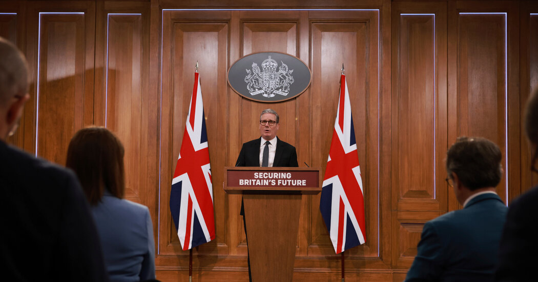 12int uk migration qvwz facebookjumbo.jpg