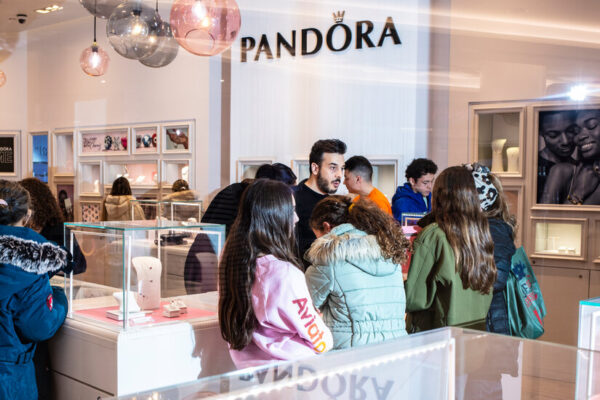 How Pandora Is Surviving Trump’s Trade War 14biz pandora 01 kwmp facebookjumbo.jpg