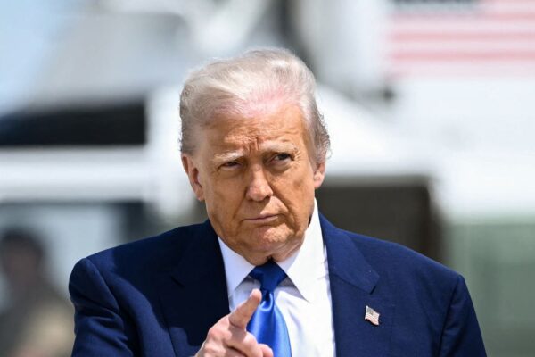 Trump threatens Walmart, demands it "eat the tariffs" 1747497524780.jpg