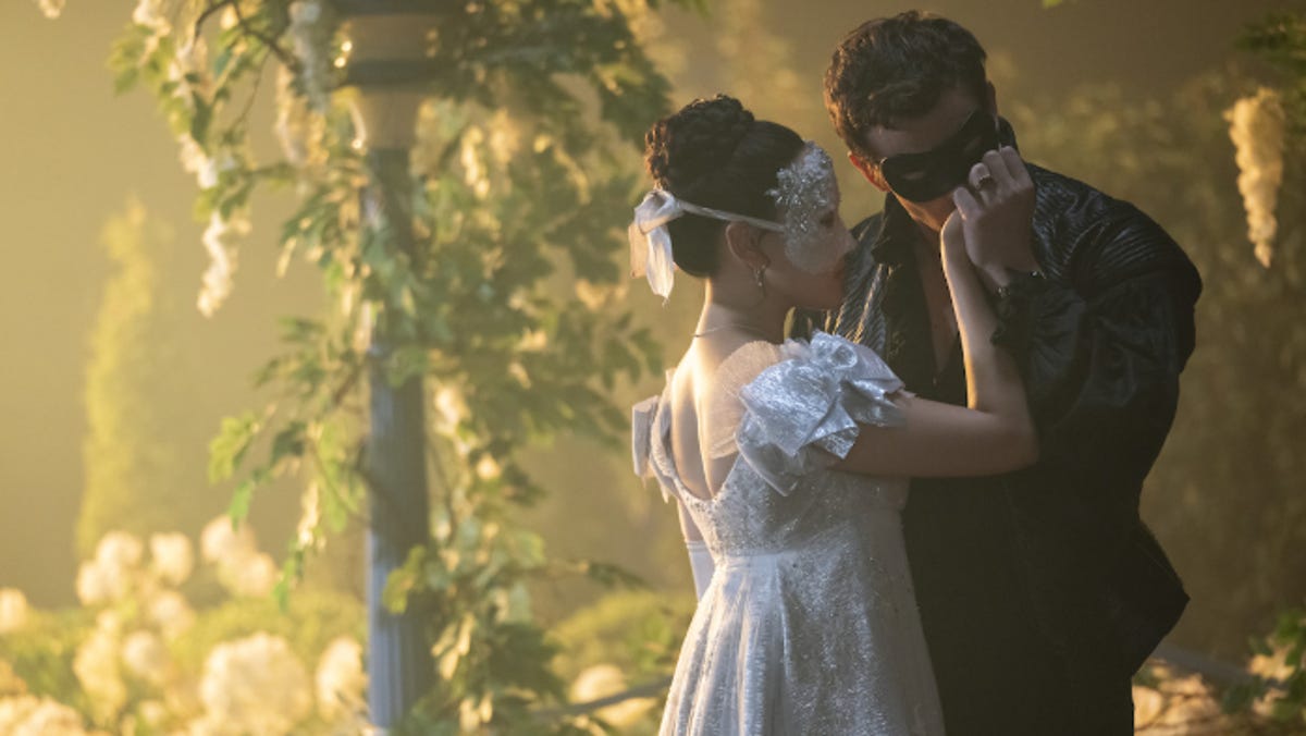 78649027007 benedict and sophie.png