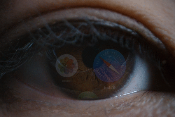 Apple vision pro visionos eye.png