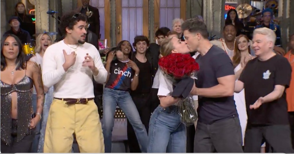 Snlcurtain.jpg