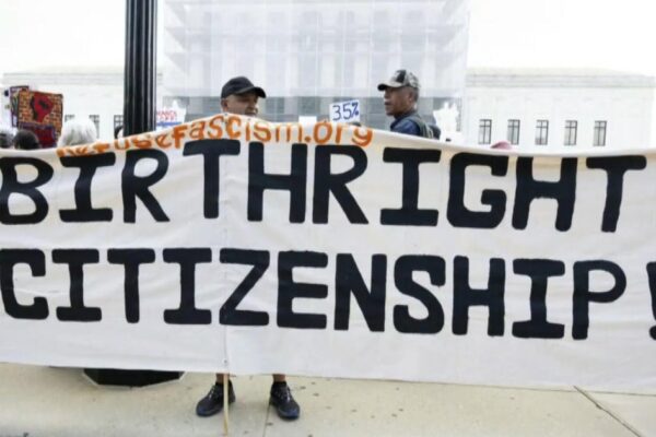 Cbsn fusion what to know about the birthright citizenship supreme court case thumbnail.jpg