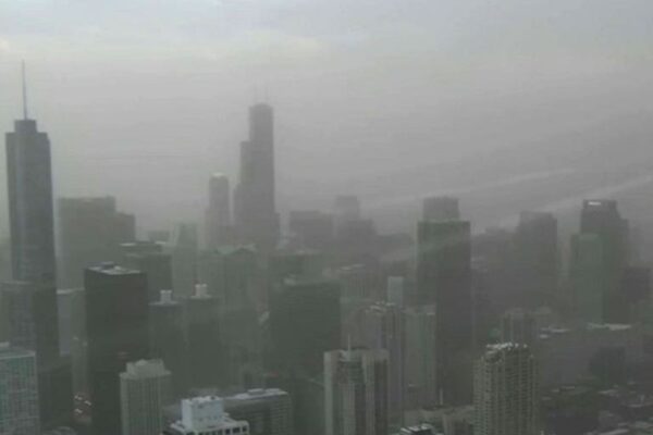 Chicago dust storm.jpg