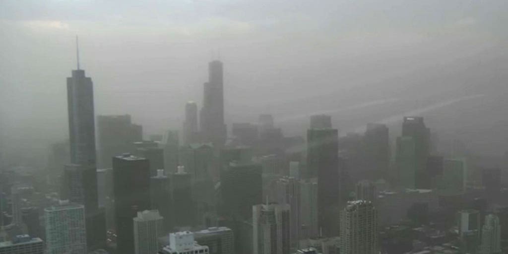Chicago dust storm.jpg