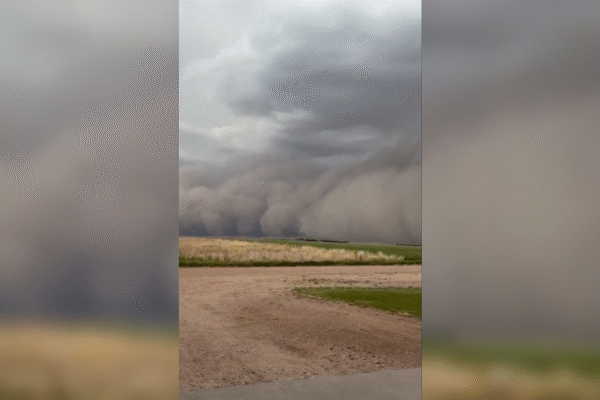 Wall cloud.png