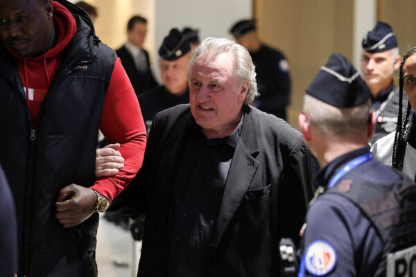 Xxfrance depardieu qwkp facebookjumbo.jpg